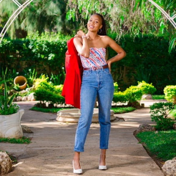 Meet your Posher, Ayanda - Picture 1 of 1